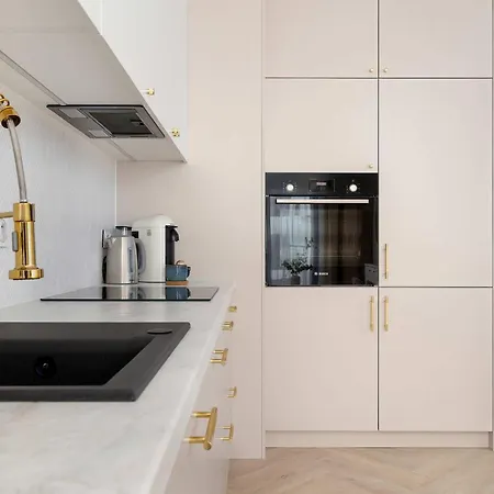 Stylowy Klimatyzowany Blisko Tauron Areny By Renters Apartamento